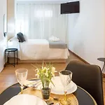 Pizarro Malaga Apartamento *